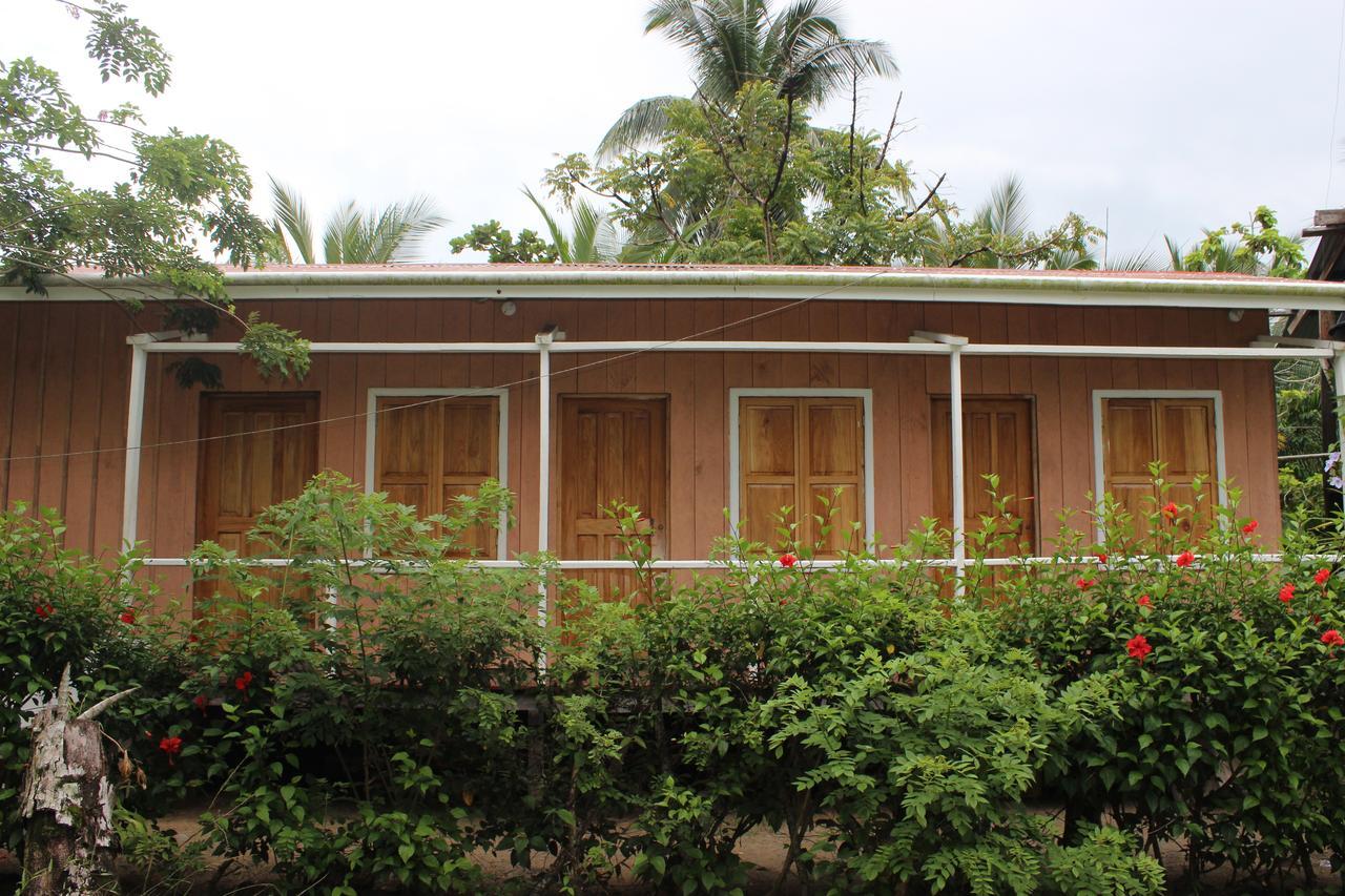 Hospedaje Yarisnori Boca del Drago Exterior foto